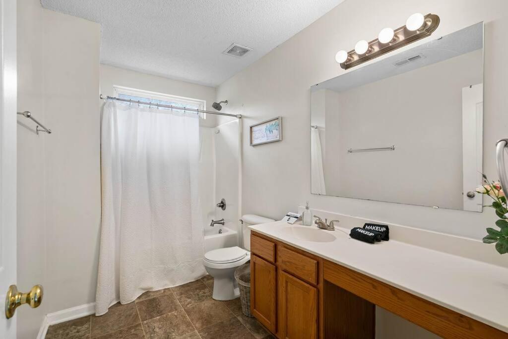 Cozy 4B 2 5B University Home King Beds Jacuzzi Charlotte Buitenkant foto